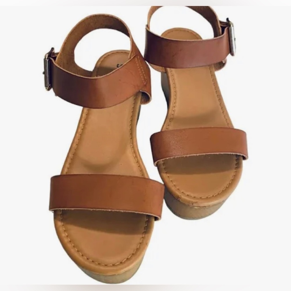 Faux-leather platform sandals - Shein size 6.5